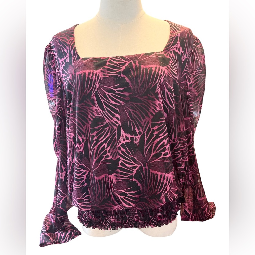 Melanie Lyne Top
